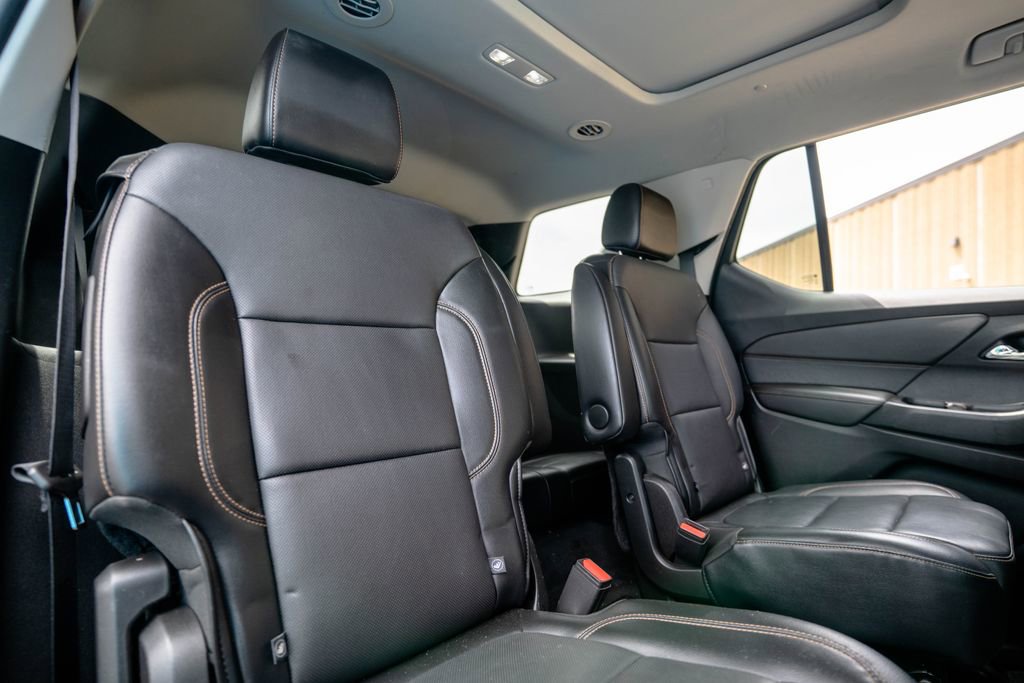 Used 2019 Chevrolet Traverse Premier w/ Redline Edition AWD/4WD image 38