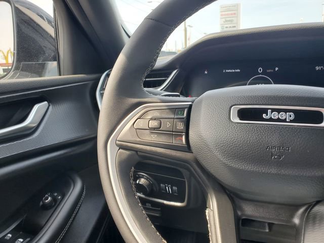 Certified 2023 Jeep Grand Cherokee Altitude AWD/4WD image 13