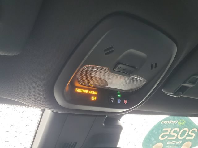 Used 2025 Buick Envista Preferred w/ Convenience I Package FWD image 34