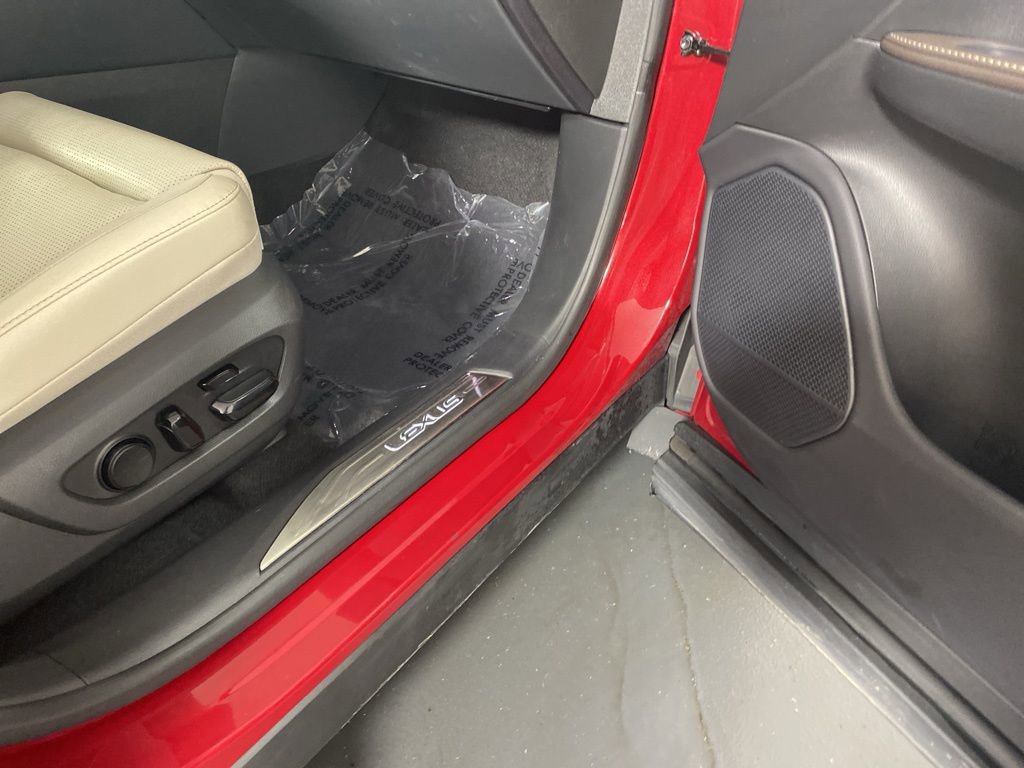 Certified 2025 Lexus RX 350 AWD w/ Convenience Package image 33