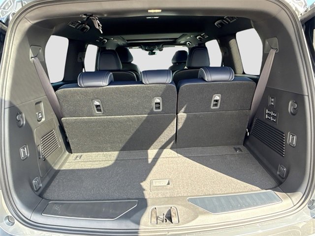 New 2026 INFINITI QX80 4WD w/ Sport Exterior Package image 21