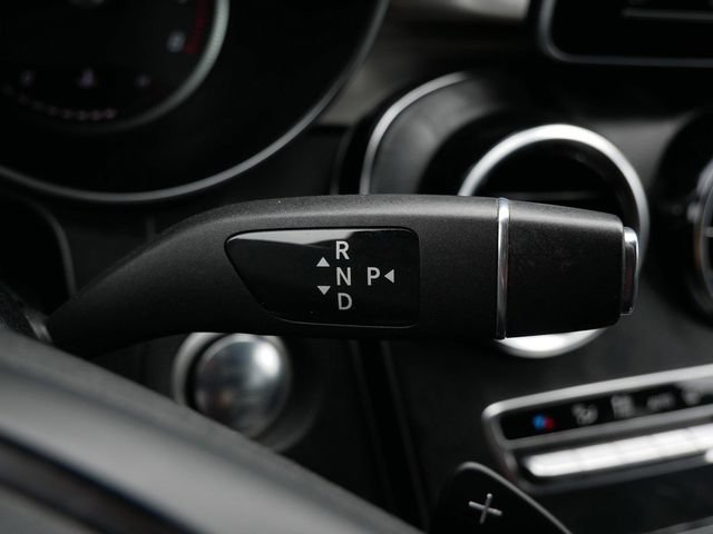 Used 2019 Mercedes-Benz GLC 300 4MATIC image 26