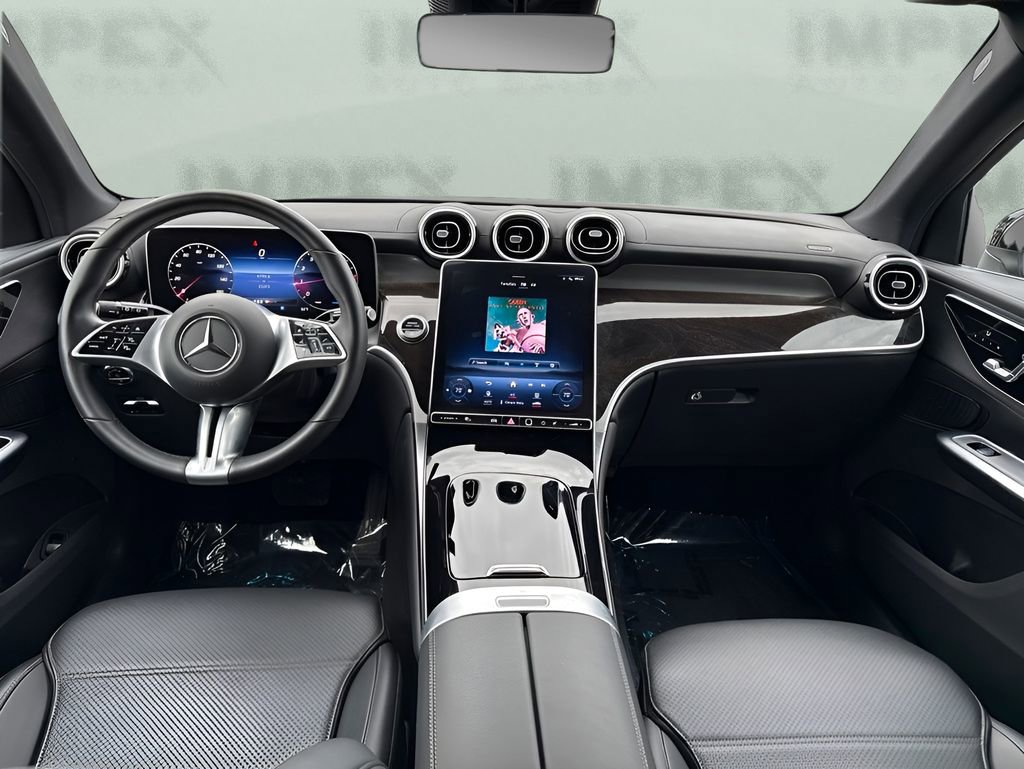 Used 2023 Mercedes-Benz GLC 300 4MATIC image 12