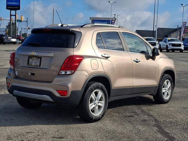 Used 2018 Chevrolet Trax LT w/ LT Convenience Package AWD/4WD image 7