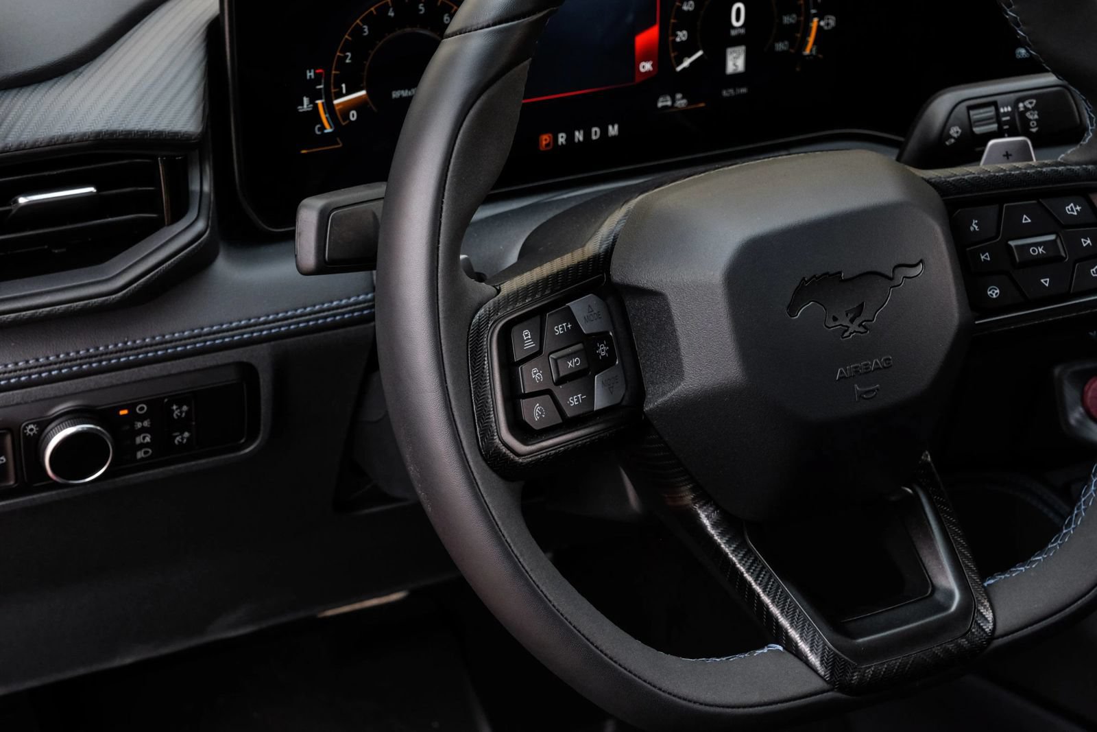 Used 2025 Ford Mustang Dark Horse RWD image 16