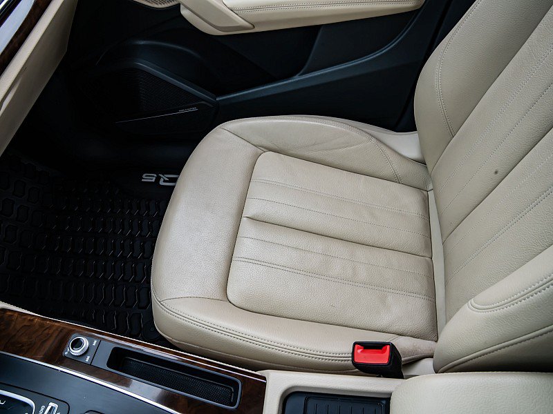 Used 2019 Audi Q5 Prestige w/ Prestige Package AWD/4WD image 30
