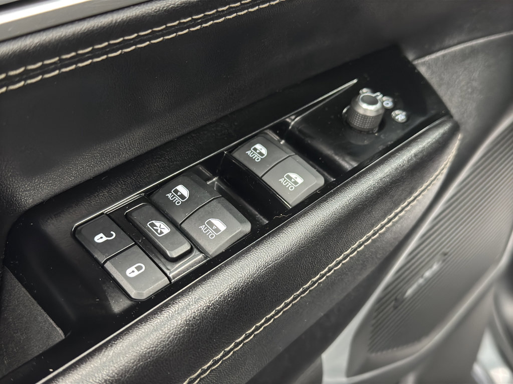 Used 2024 Jeep Wagoneer Series II image 18