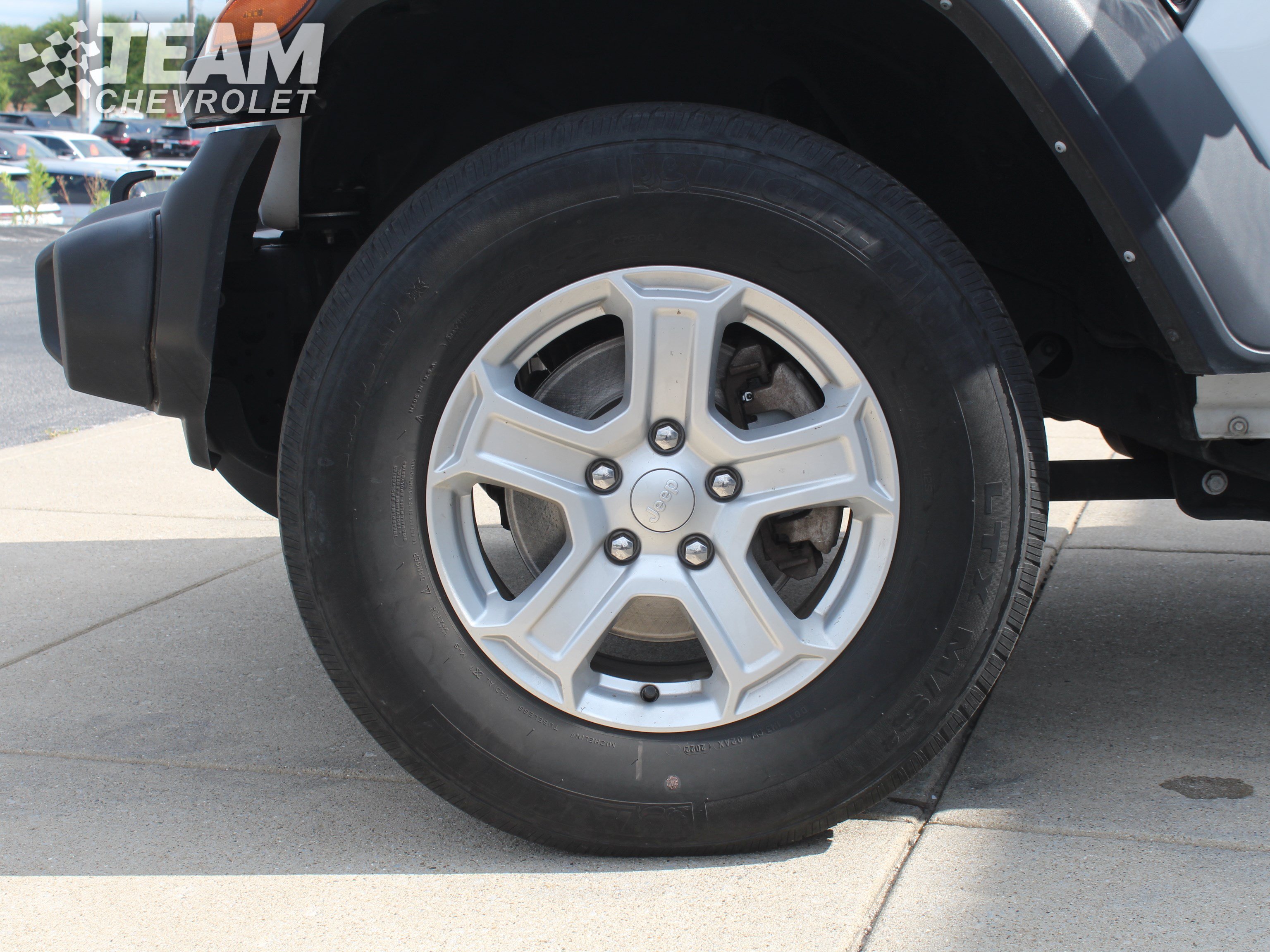 Used 2023 Jeep Wrangler Unlimited Sport AWD/4WD image 30