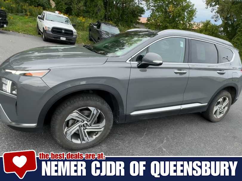 Used 2021 Hyundai Santa Fe SEL w/ Convenience + Premium Package AWD/4WD image 4