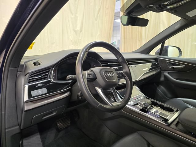 Used 2020 Audi Q7 3.0T Premium w/ Convenience Package AWD/4WD image 16