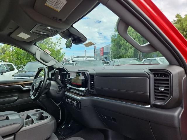 Used 2023 Chevrolet Silverado 1500 LT AWD/4WD image 28