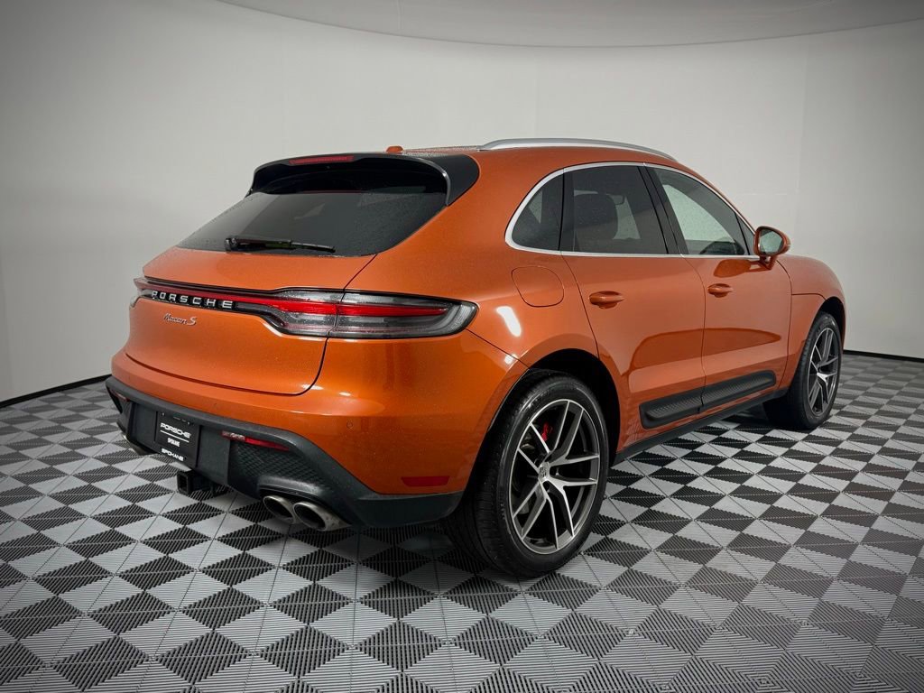 Certified 2022 Porsche Macan S AWD/4WD image 9