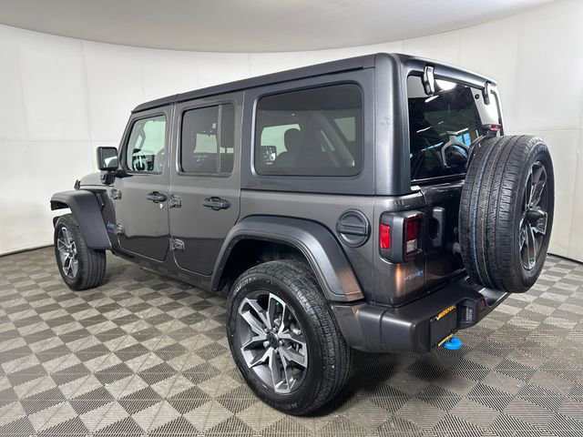 Used 2024 Jeep Wrangler Unlimited w/ Convenience Group image 5