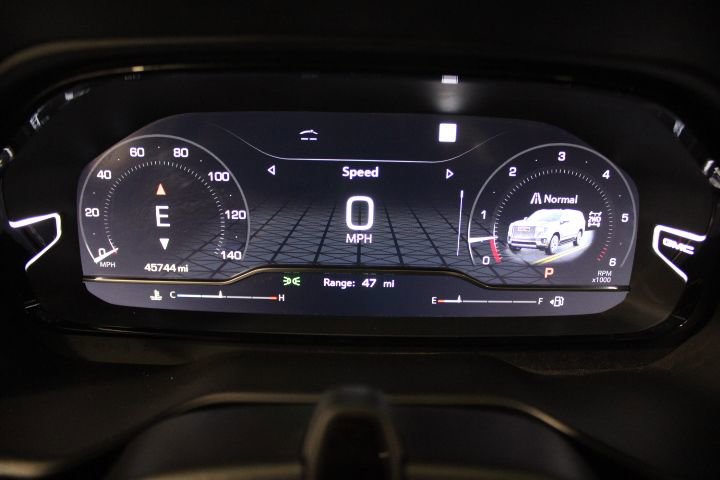 Used 2023 GMC Yukon Denali Ultimate image 42