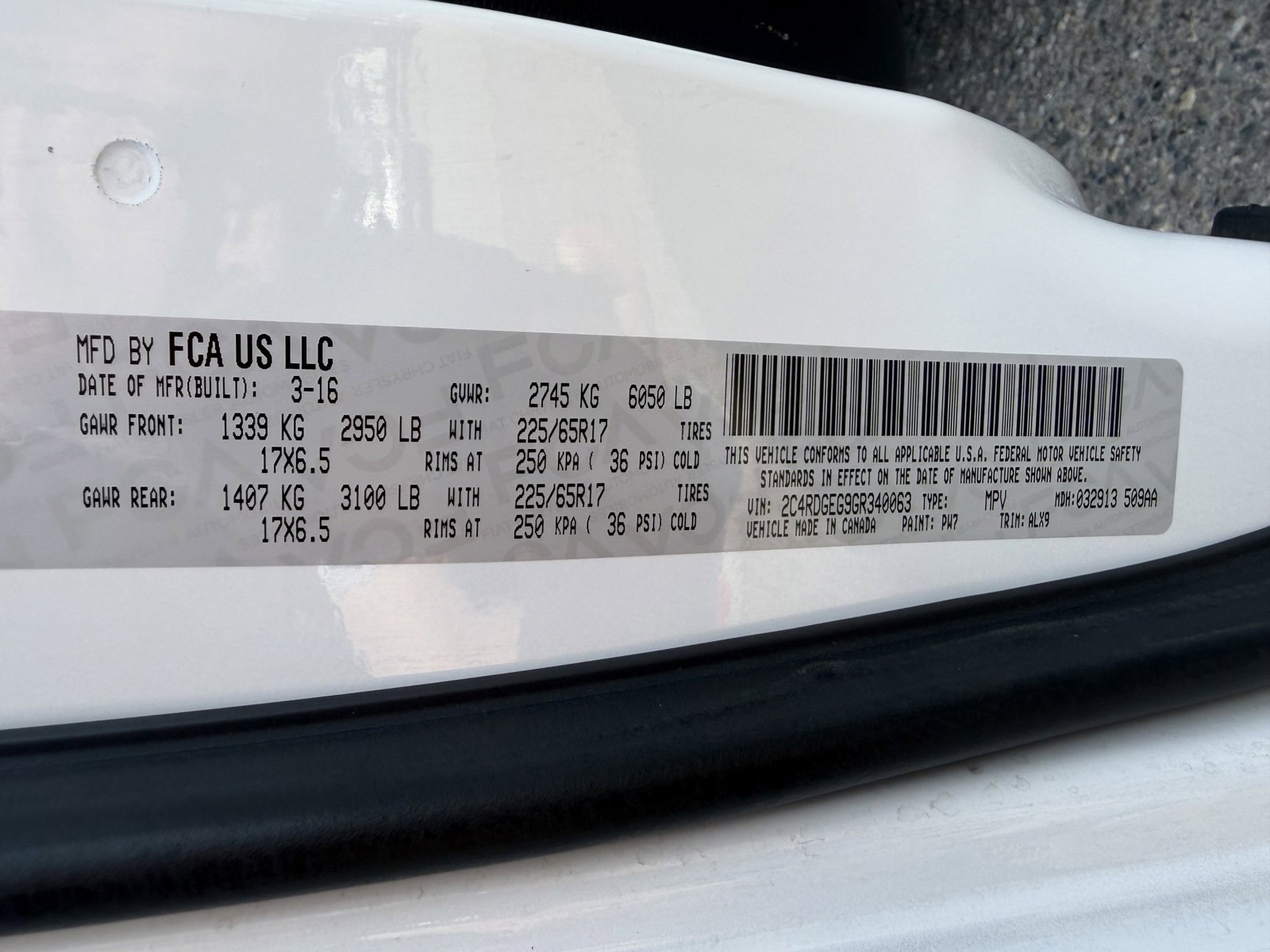 Used 2016 Dodge Grand Caravan R/T image 27