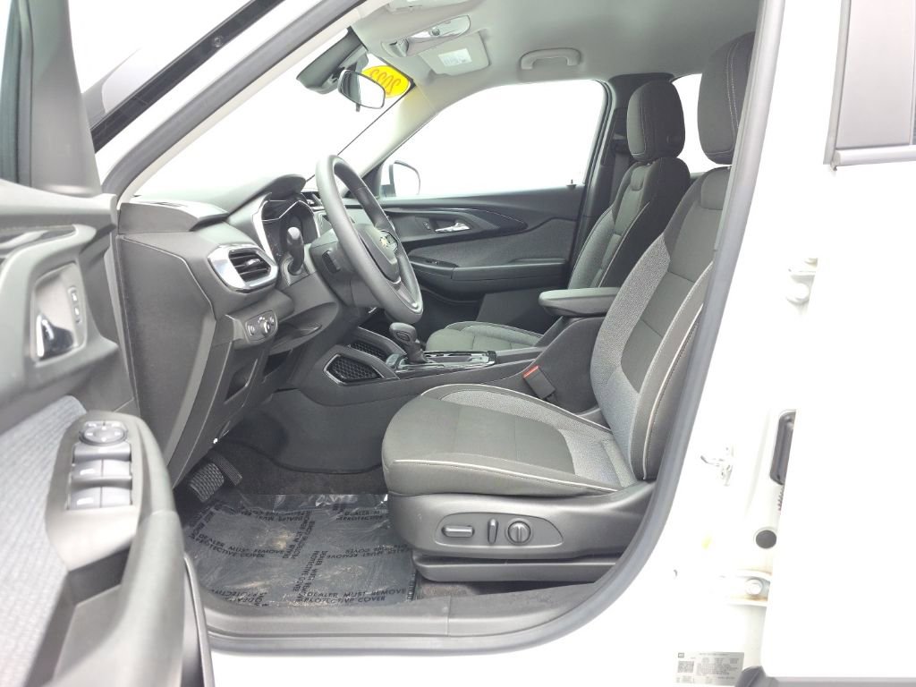 Certified 2023 Chevrolet TrailBlazer LT FWD image 13