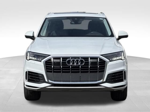 Used 2023 Audi Q7 3.0T Premium Plus w/ Premium Plus Package AWD/4WD image 2