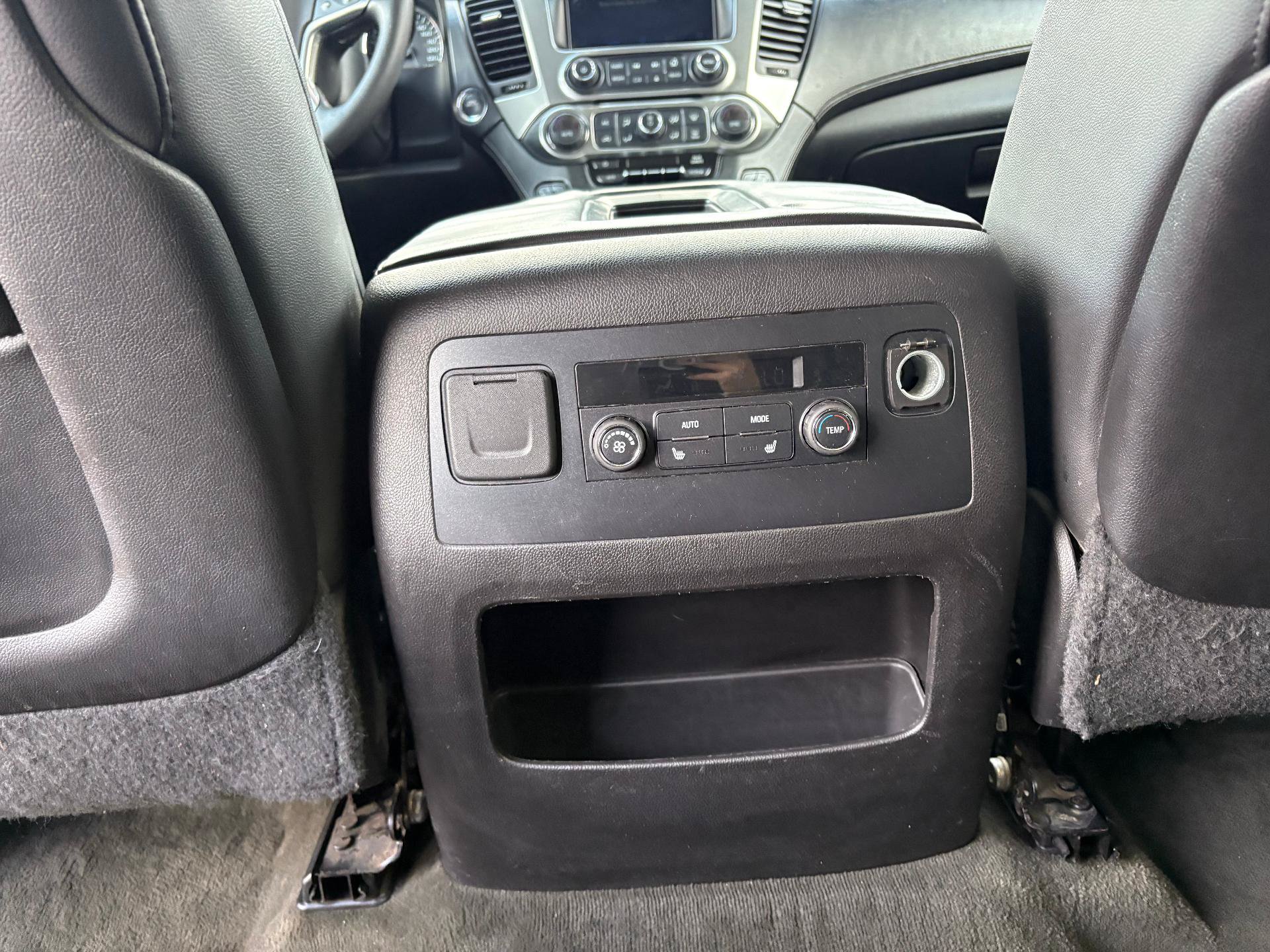 Used 2015 Chevrolet Suburban LTZ AWD/4WD image 16