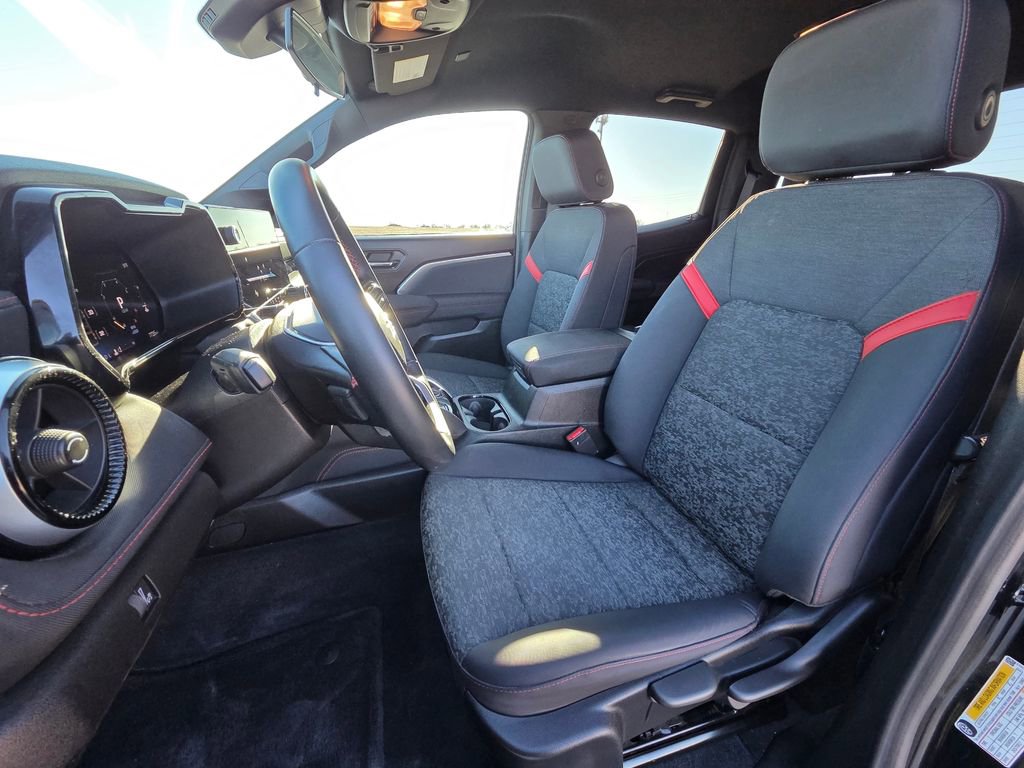 Used 2024 Chevrolet Colorado Z71 w/ Advanced Trailering Package image 16