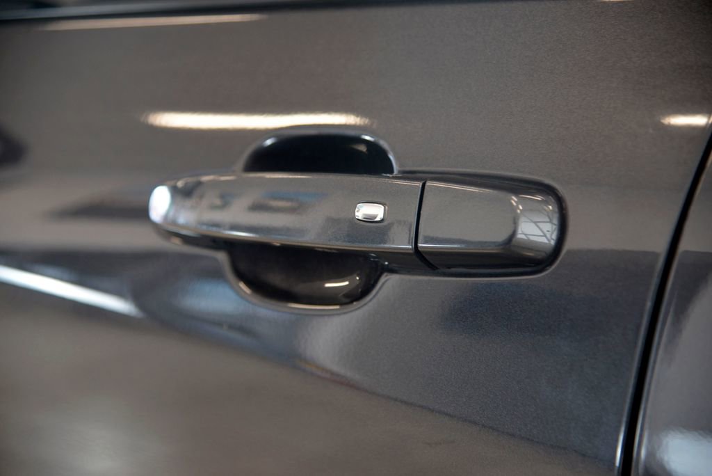 Used 2022 Chevrolet Equinox RS FWD image 13