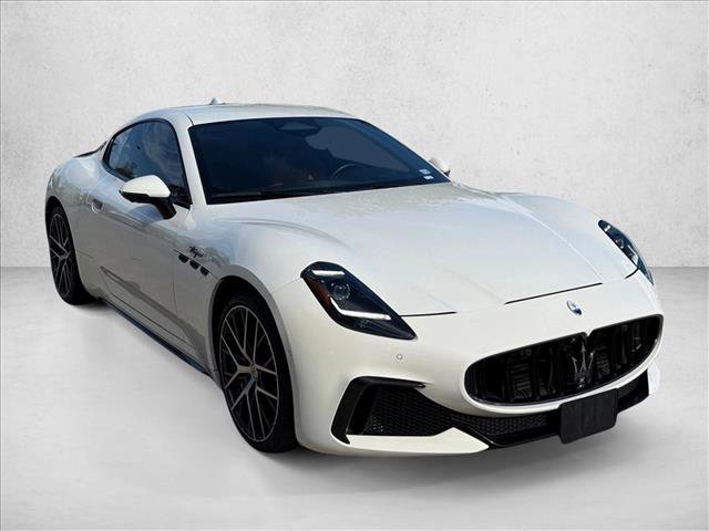 Used 2024 Maserati GranTurismo Trofeo AWD/4WD image 3