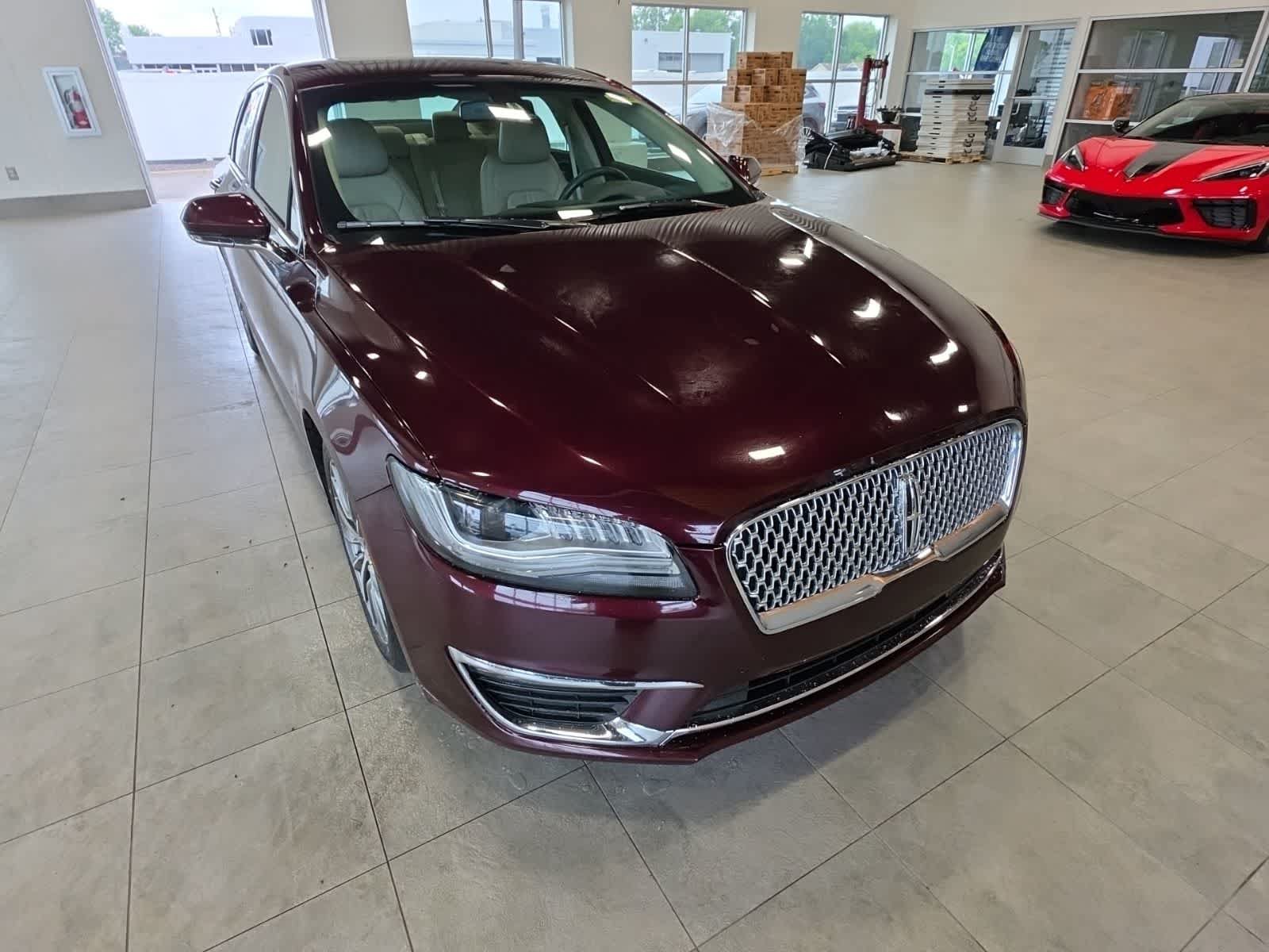 Used 2017 Lincoln MKZ Select w/ Climate Package FWD image 5