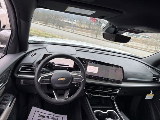 New 2026 Chevrolet Traverse LT w/ Sun and Wheel Package FWD image 15