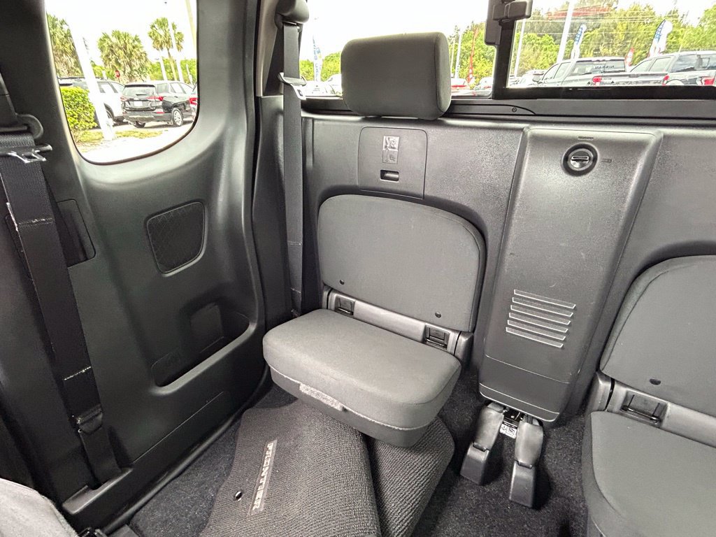 Certified 2024 Nissan Frontier SV w/ SV Convenience Package RWD image 14