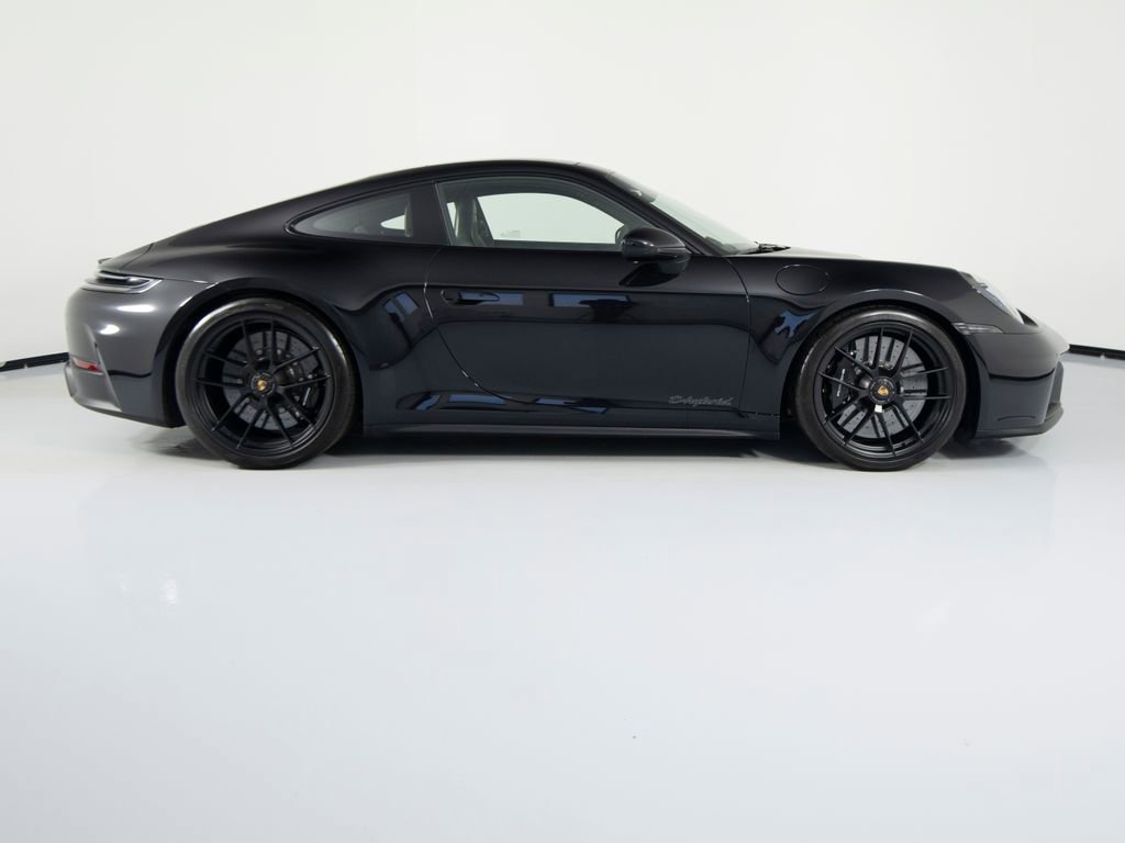 Certified 2025 Porsche 911 Carrera 4 GTS AWD/4WD image 11