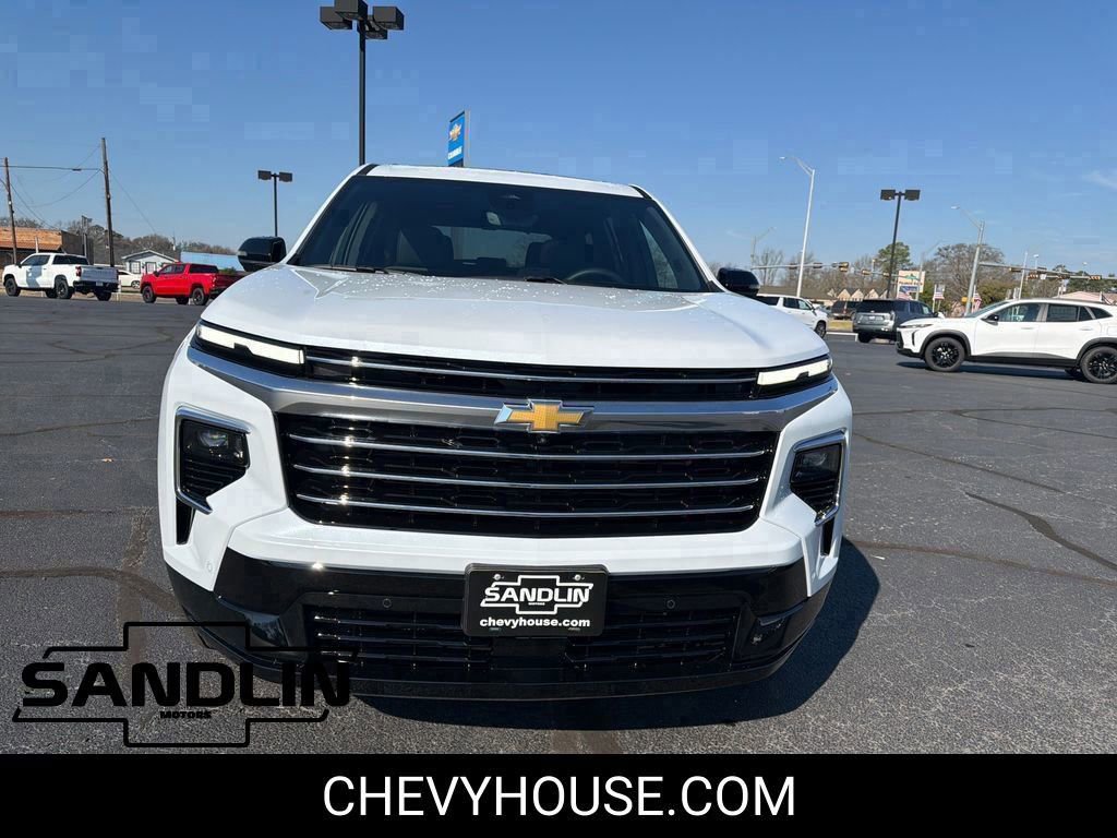 New 2026 Chevrolet Traverse High Country FWD image 3