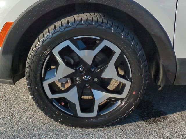 Certified 2023 Hyundai Santa Cruz Limited AWD/4WD image 9