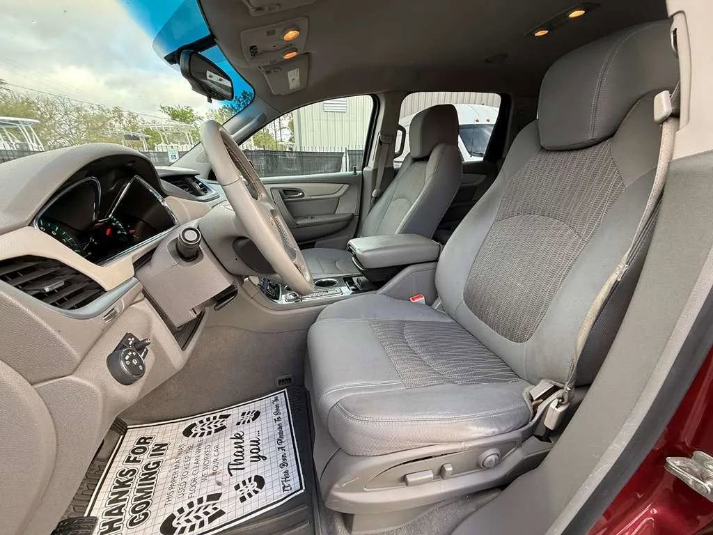 Used 2015 Chevrolet Traverse LT w/ Style and Technology Package AWD/4WD image 9