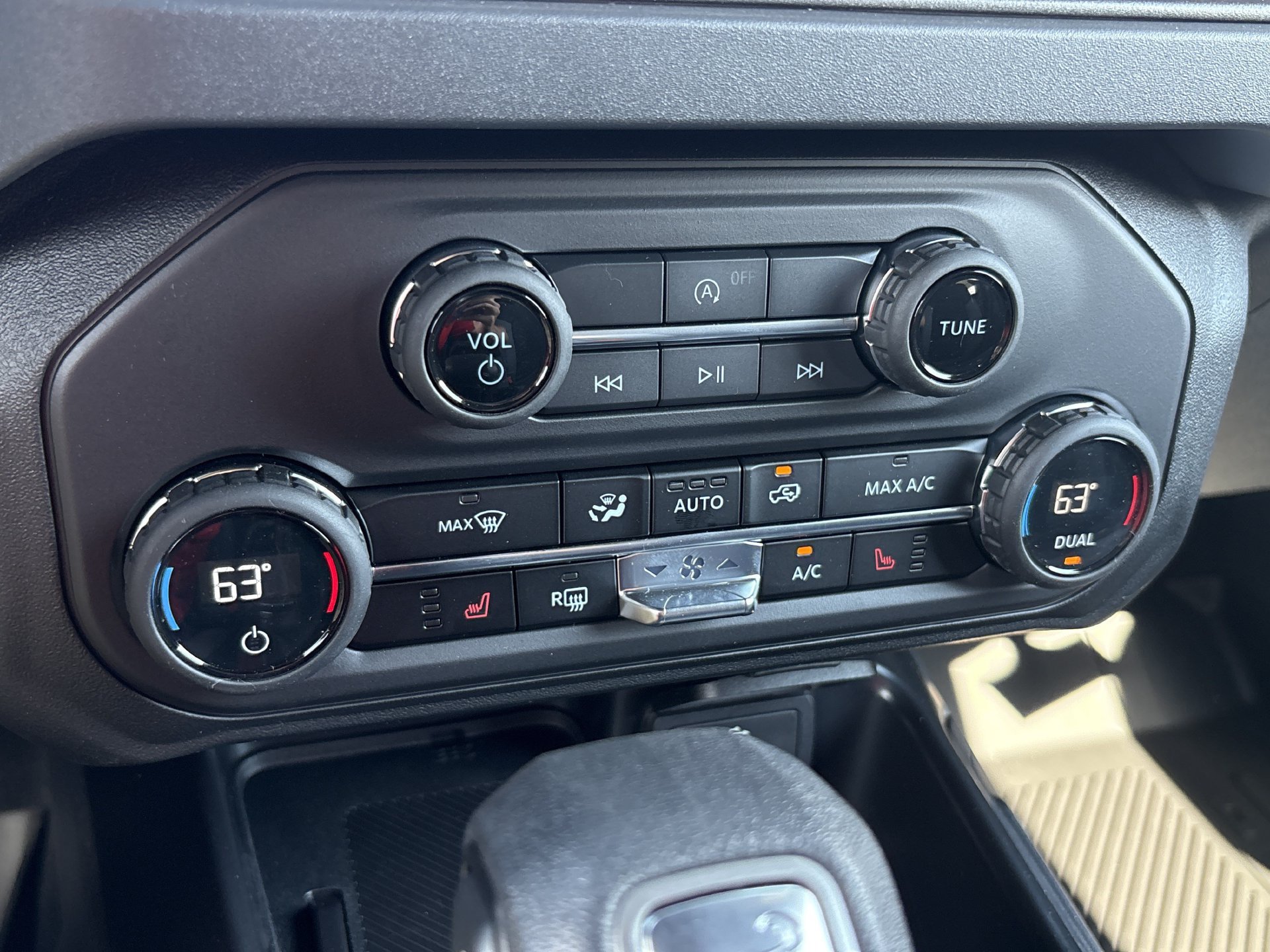 New 2026 Ford Bronco Big Bend AWD/4WD image 6