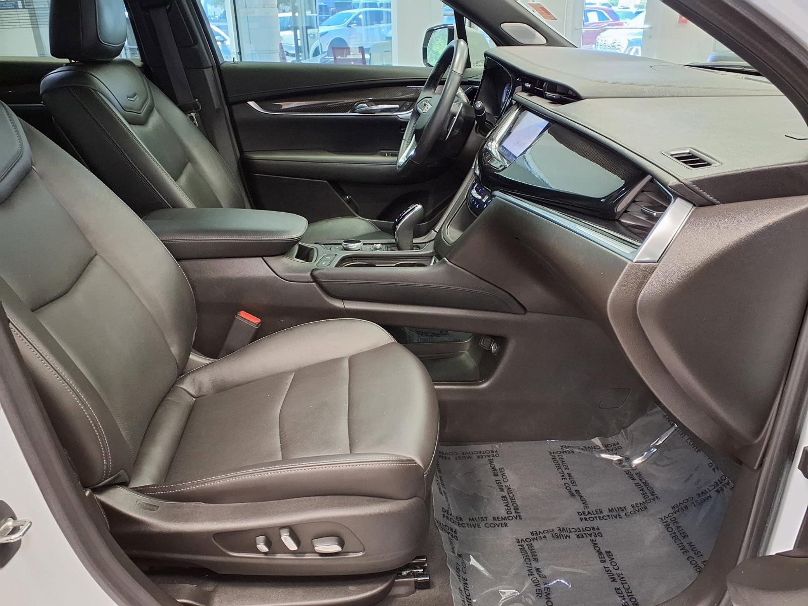 Certified 2023 Cadillac XT6 Sport w/ Technology Package AWD/4WD image 10