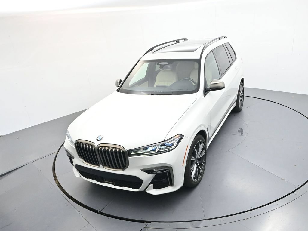 Used 2022 BMW X7 M50i AWD/4WD image 22