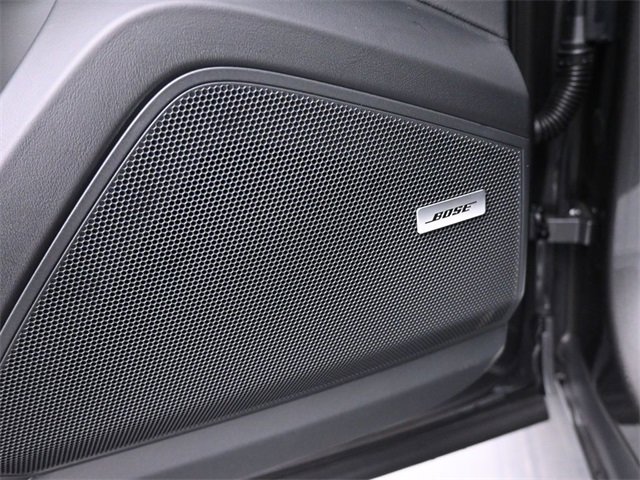 New 2025 Porsche Cayenne image 9