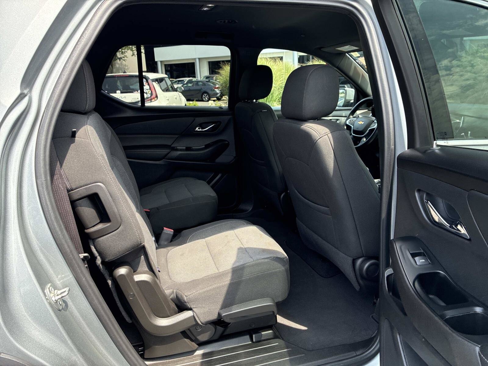 Used 2023 Chevrolet Traverse LT AWD/4WD image 10