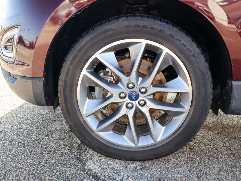 Used 2018 Ford Edge Titanium w/ Equipment Group 301A image 32