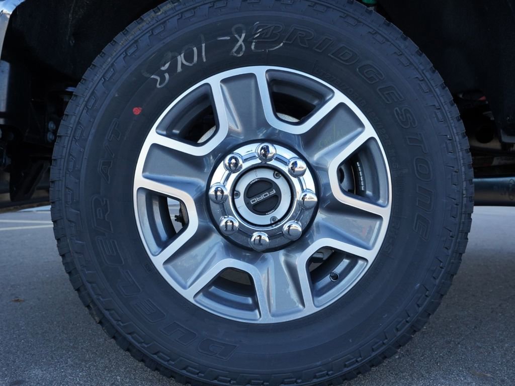 New 2026 Ford F250 Lariat image 24