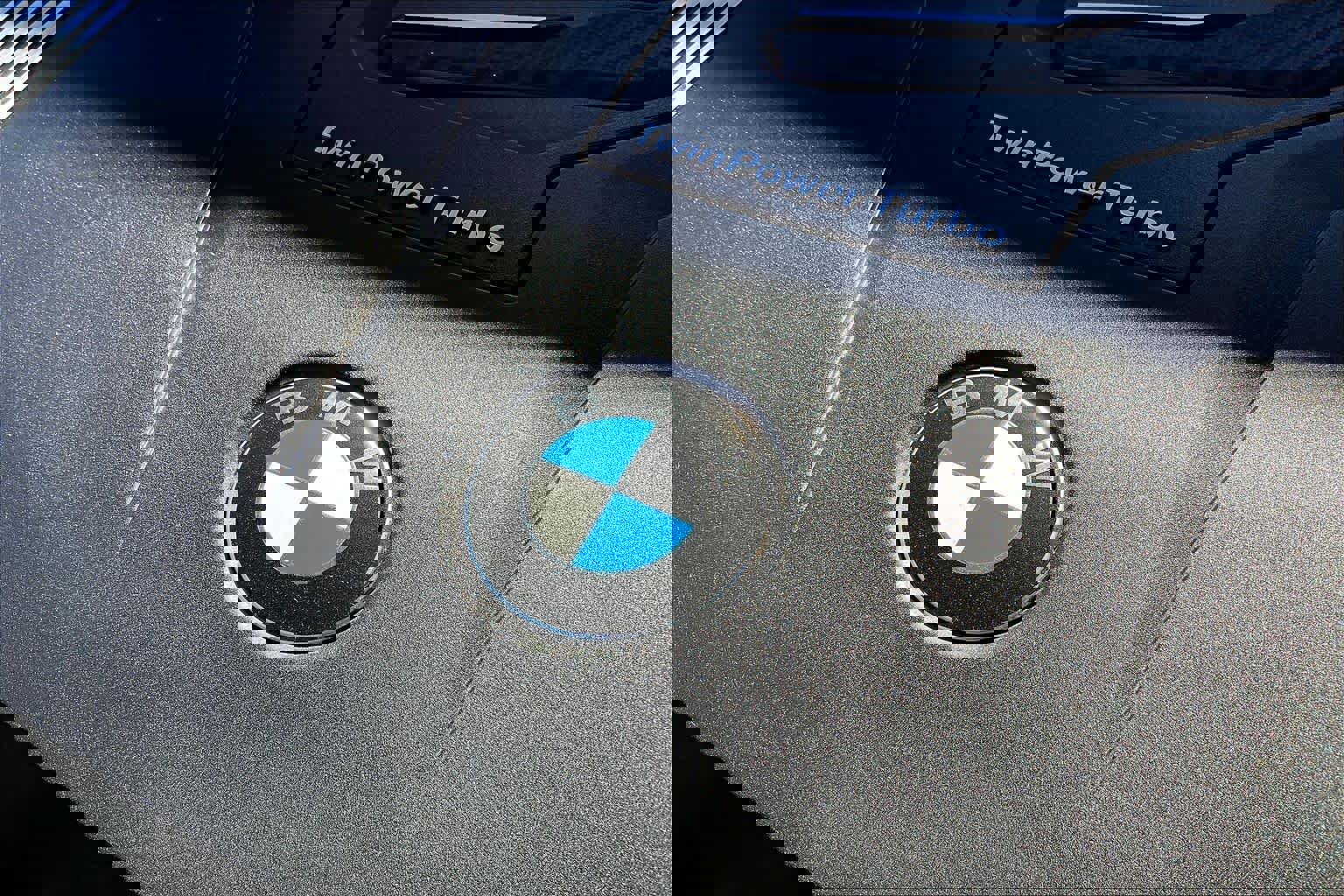 Used 2020 BMW X5 xDrive40i w/ Premium Package image 34