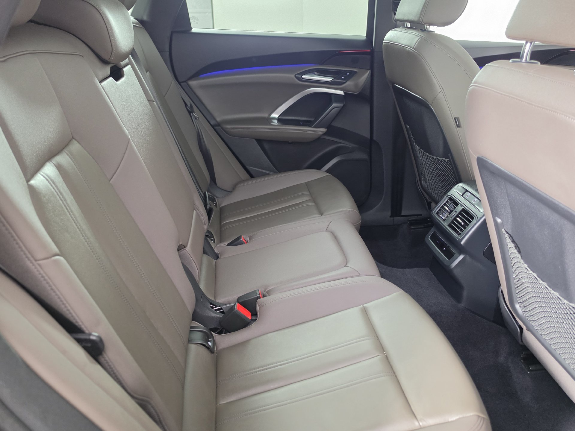 Used 2025 Audi Q5 Premium w/ Convenience Package AWD/4WD image 29