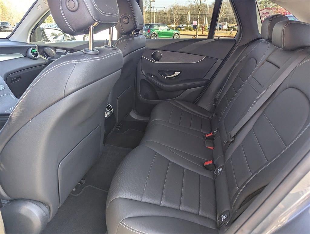 Used 2022 Mercedes-Benz GLC 300 image 13