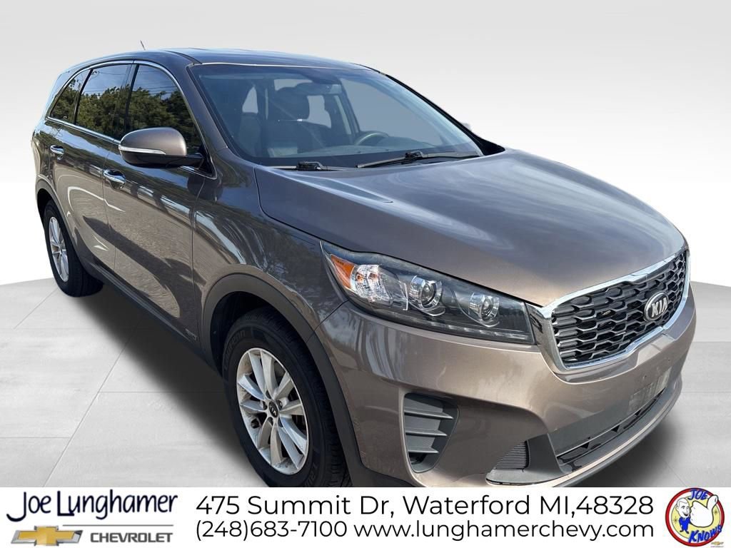 Used 2019 Kia Sorento LX image 12