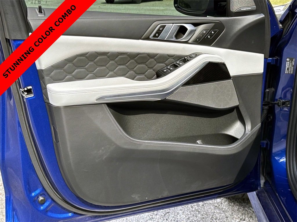 Used 2025 BMW X5 M Competition w/ Executive Package image 16