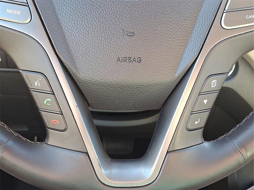 Used 2017 Hyundai Santa Fe SE image 26