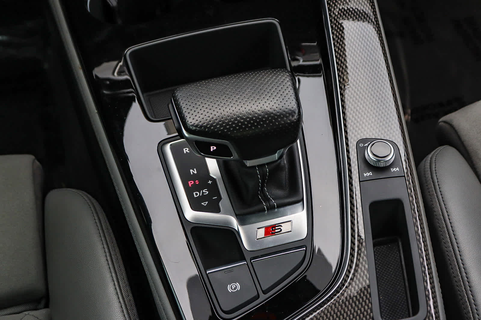 Used 2023 Audi S5 Premium Plus w/ Premium Plus image 17