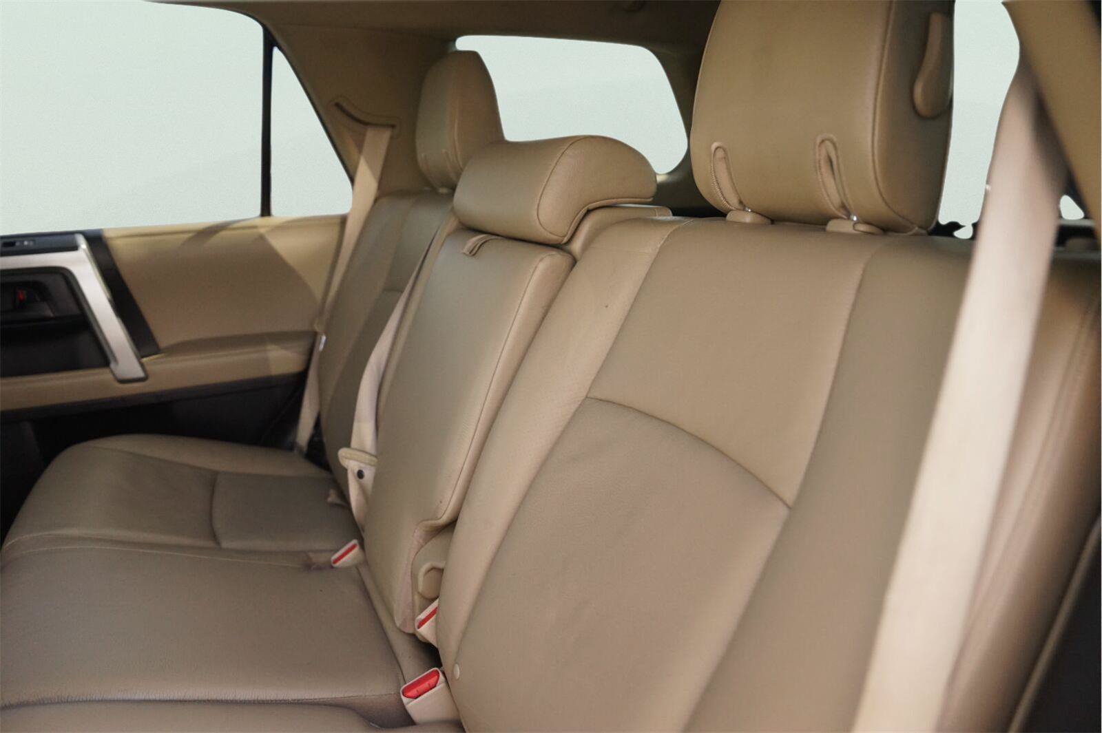 Used 2012 Toyota 4Runner Limited AWD/4WD image 14