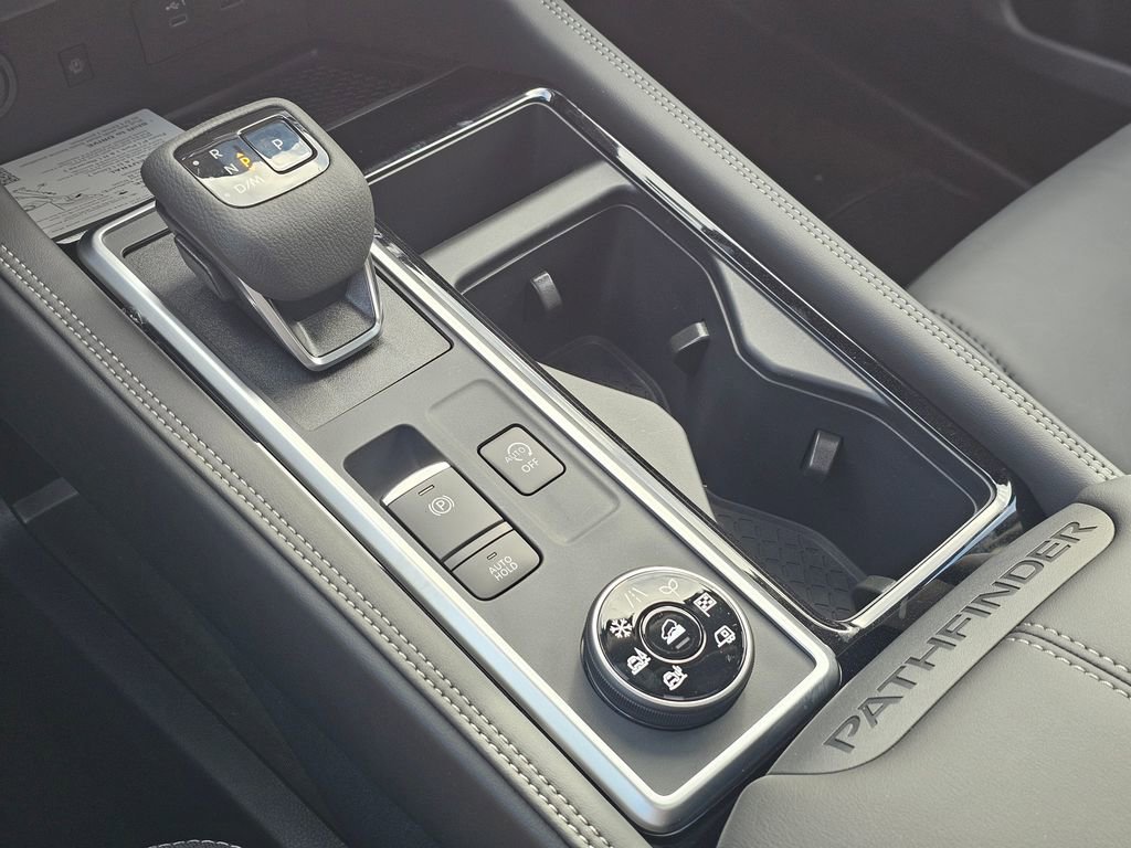 New 2025 Nissan Pathfinder Platinum w/ Cargo Package image 20