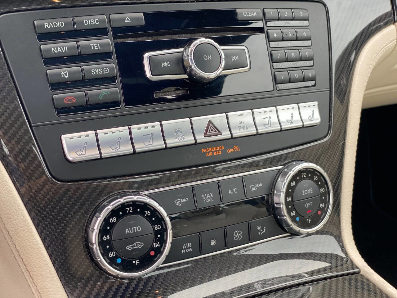 Used 2016 Mercedes-Benz SL 550 image 17