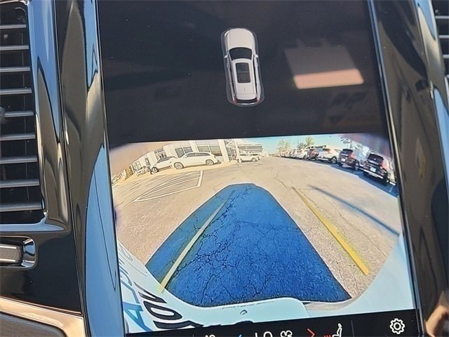 Certified 2025 Volvo XC90 T8 Plus image 19